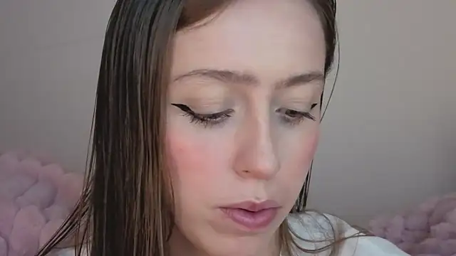 Snapshot of SofiaGc chatting on 9, 10, 2025 SofiaGc online show from 9, 10, 2025