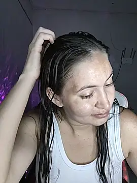 Snapshot of dani123unica chatting on 12, 11, 2025 dani123unica online show from 12, 11, 2025