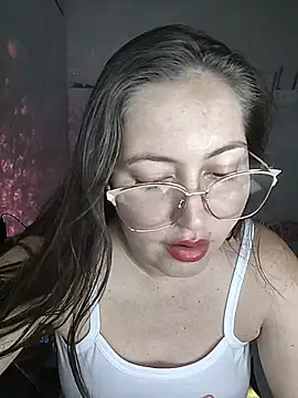 Snapshot of dani123unica chatting on 28, 11, 2025 dani123unica online show from 28, 11, 2025