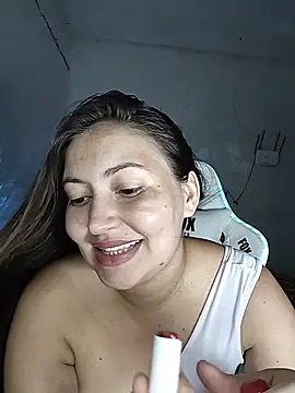 Snapshot of dani123unica chatting on 4, 12, 2025 dani123unica online show from 4, 12, 2025