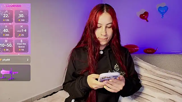 Snapshot of Madeline_Dreams chatting on 5, 3, 2026 Madeline Dreams online show from 5, 3, 2026