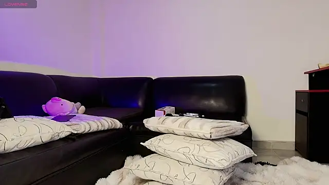 Madeline Dreams online show from 14, 7, 2026