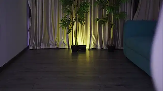 Snapshot of MissKiarra chatting on 20, 2, 2025 MissKiarra online show from 20, 2, 2025