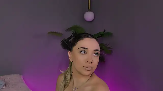 Snapshot of Jessielle chatting on 1, 4, 2026 Jessielle online show from 1, 4, 2026