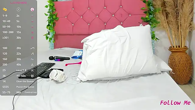 Snapshot of arisha_hot chatting on 26, 10, 2025 arisha hot online show from 26, 10, 2025