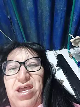 Snapshot of clarita_01 chatting on 11, 5, 2026 clarita 01 online show from 11, 5, 2026