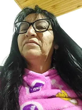 Snapshot of clarita_01 chatting on 12, 5, 2026 clarita 01 online show from 12, 5, 2026
