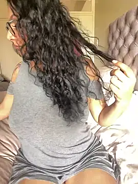 Indianbutter11 online show from 5, 2, 2025