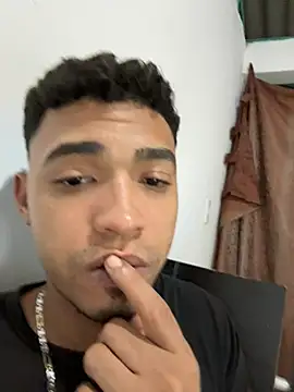 Snapshot of Danna_sxy chatting on 28, 4, 2026 Danna sxy online show from 28, 4, 2026