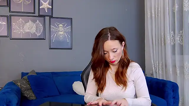 Snapshot of AnneHove chatting on 1, 12, 2025 AnneHove online show from 1, 12, 2025