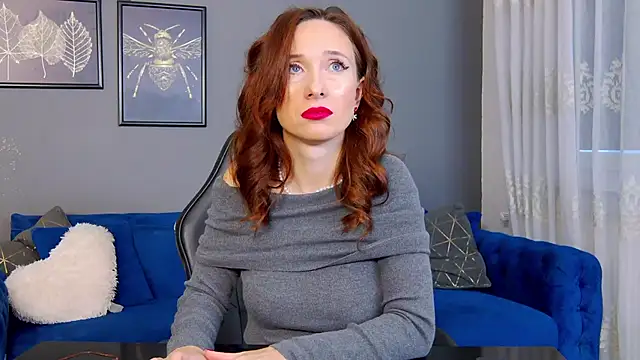 Snapshot of AnneHove chatting on 2, 12, 2025 AnneHove online show from 2, 12, 2025