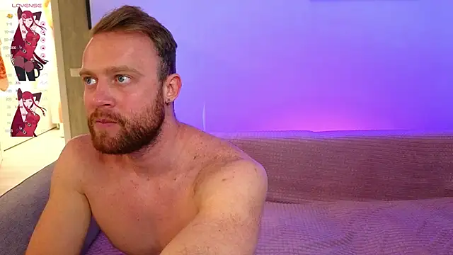 MaxMia online show from 5, 1, 2025