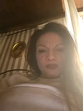 Snapshot of vampvanna23 chatting on 6, 2, 2026 vampvanna23 online show from 6, 2, 2026