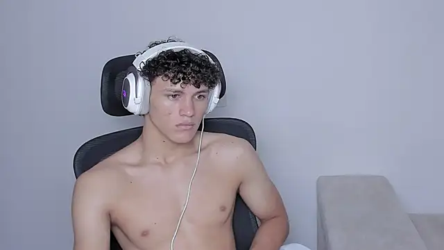 laurent nova online show from 23, 9, 2025