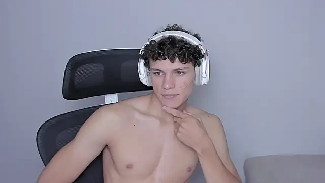 laurent nova online show from 6, 10, 2025