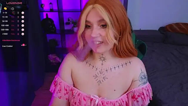 Snapshot of The_Full_Red_Moon chatting on 5, 2, 2025 The Full Red Moon online show from 5, 2, 2025