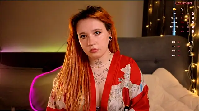 The Full Red Moon online show from 26, 11, 2025