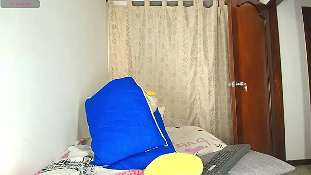 Luciana Ortiz1 online show from 12, 3, 2026