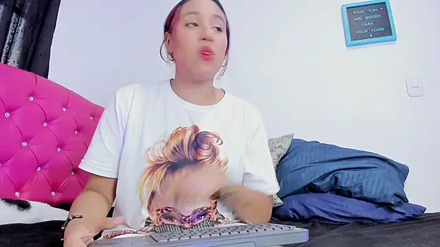 katia  dann online show from 2, 1, 2025