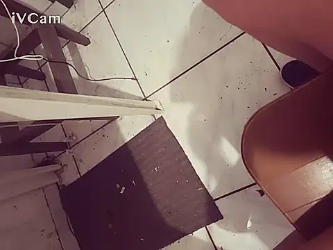 Snapshot of Comandante1000 chatting on 28, 9, 2025 Comandante1000 online show from 28, 9, 2025