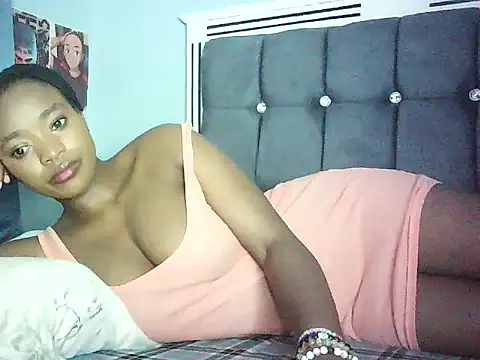 Snapshot of Cryaluna chatting on 30, 3, 2026 Cryaluna online show from 30, 3, 2026