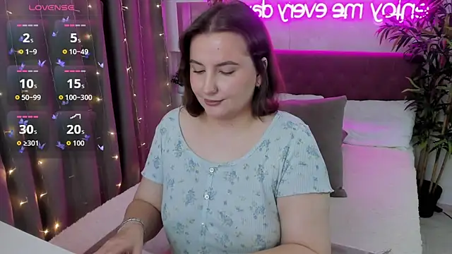 FeralPeach online show from 12, 9, 2025