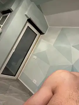 Snapshot of -Manu-85 chatting on 4, 3, 2026 -Manu-85 online show from 4, 3, 2026