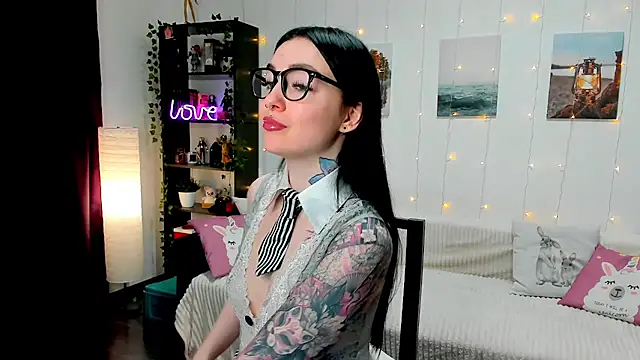 Snapshot of Magic_Allie chatting on 19, 2, 2025 Magic Allie online show from 19, 2, 2025