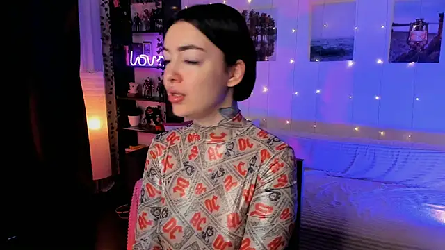 Snapshot of Magic_Allie chatting on 13, 9, 2025 Magic Allie online show from 13, 9, 2025