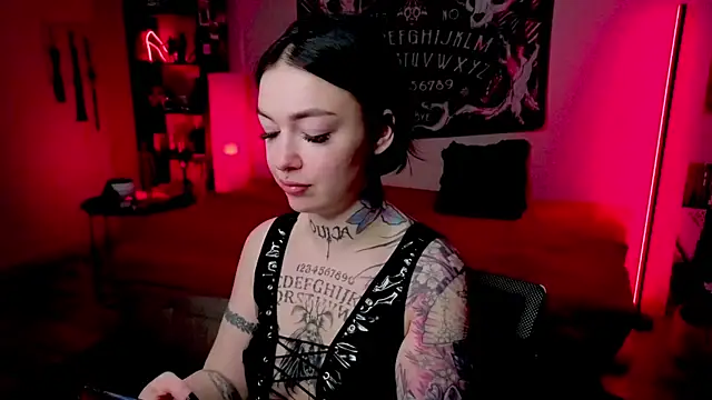 Snapshot of Magic_Allie chatting on 16, 6, 2026 Magic Allie online show from 16, 6, 2026