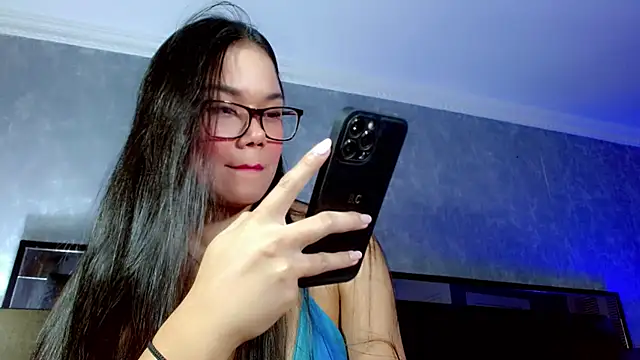 JasmineMoore online show from 2, 6, 2026