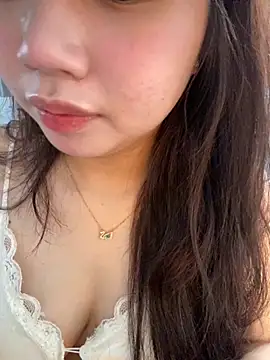 Hotellinh12 online show from 19, 9, 2025