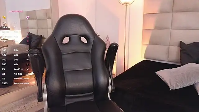 Snapshot of mssjulia chatting on 31, 12, 2024 mssjulia online show from 31, 12, 2024