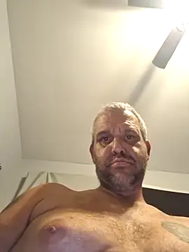 Snapshot of silkstroker6981 chatting on 20, 9, 2025 silkstroker6981 online show from 20, 9, 2025