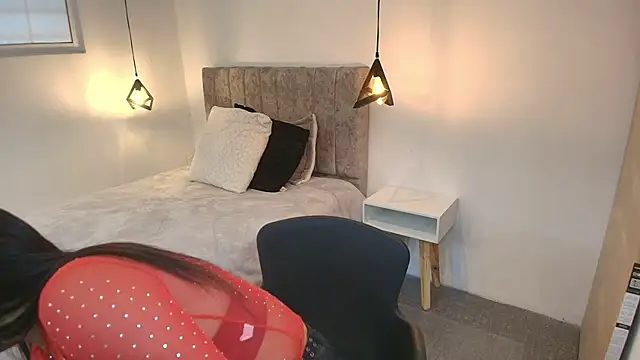 GiaFox  online show from 2, 4, 2026