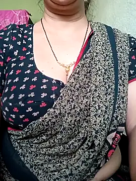 Snapshot of Rosy-B chatting on 1, 4, 2026 Rosy-B online show from 1, 4, 2026