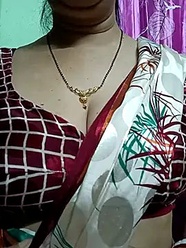 Snapshot of Rosy-B chatting on 1, 4, 2026 Rosy-B online show from 1, 4, 2026