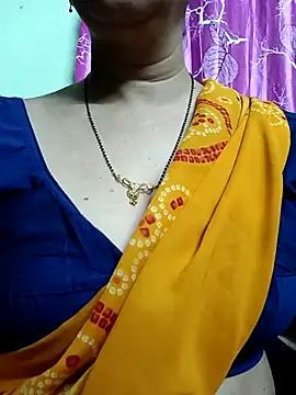 Snapshot of Rosy-B chatting on 2, 4, 2026 Rosy-B online show from 2, 4, 2026