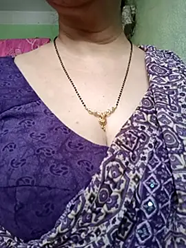 Snapshot of Rosy-B chatting on 3, 4, 2026 Rosy-B online show from 3, 4, 2026