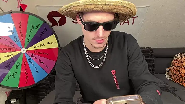 Cookieboy88 online show from 14, 2, 2025