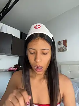 Snapshot of Valentinabaker chatting on 8, 4, 2026 Valentinabaker online show from 8, 4, 2026