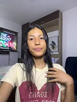 Snapshot of Valentinabaker chatting on 24, 4, 2026 Valentinabaker online show from 24, 4, 2026