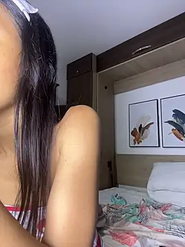 Snapshot of Valentinabaker chatting on 26, 4, 2026 Valentinabaker online show from 26, 4, 2026