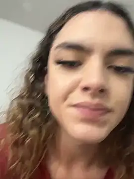 mariiahneedles online show from 3, 6, 2026