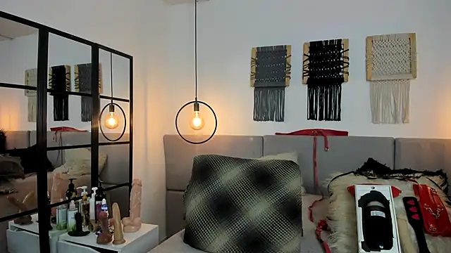 Snapshot of Sweet_camille chatting on 22, 1, 2025 Sweet camille online show from 22, 1, 2025