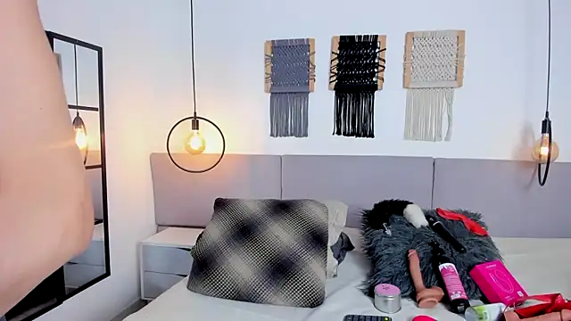 Snapshot of Sweet_camille chatting on 16, 9, 2025 Sweet camille online show from 16, 9, 2025