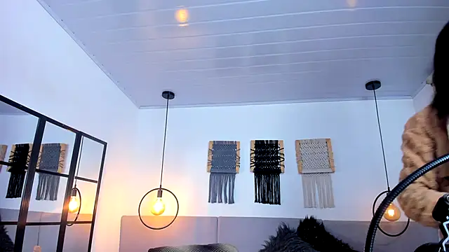 Snapshot of Sweet_camille chatting on 21, 11, 2025 Sweet camille online show from 21, 11, 2025