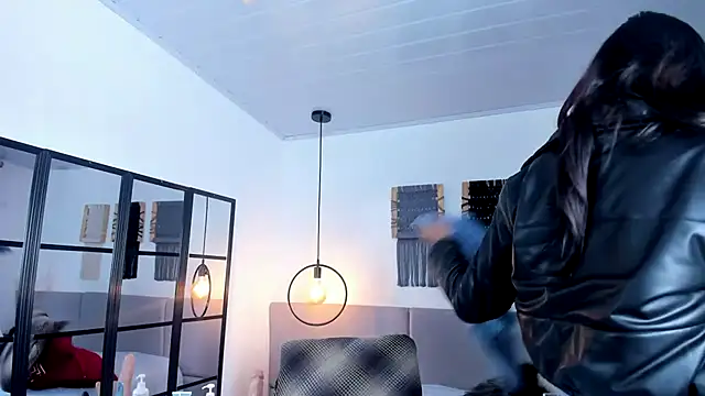 Snapshot of Sweet_camille chatting on 5, 12, 2025 Sweet camille online show from 5, 12, 2025