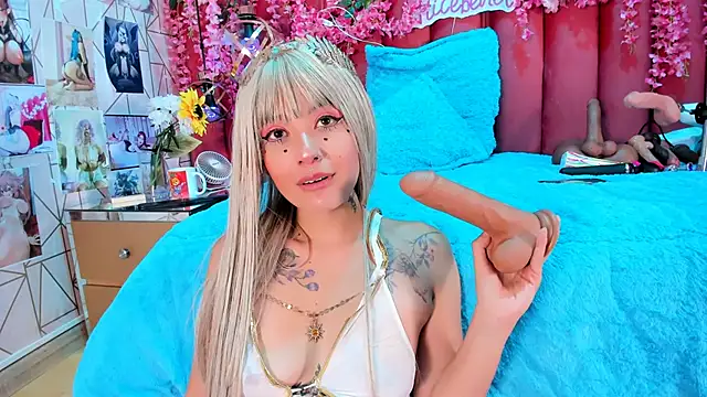 Alicebenett online show from 14, 11, 2025