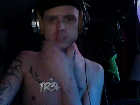 Snapshot of traejddd chatting on 7, 6, 2026 traejddd online show from 7, 6, 2026